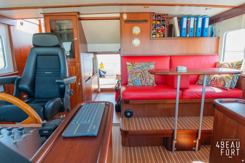Altena 53 Custom Trawler