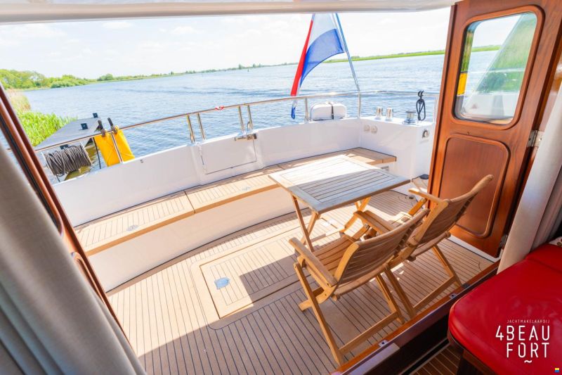 Altena 53 Custom Trawler