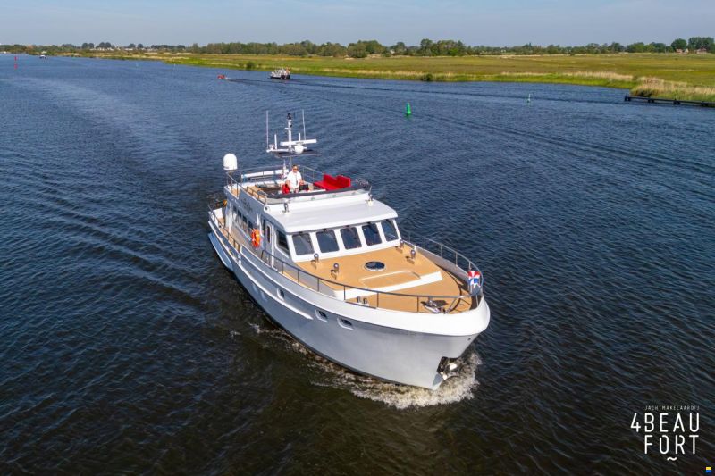 Altena 53 Custom Trawler