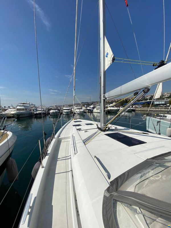 Beneteau Oceanis 54