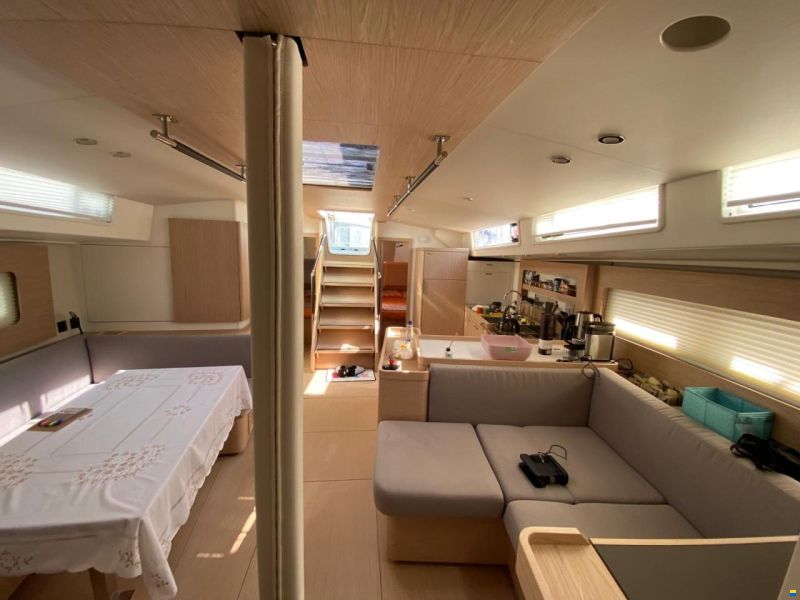Beneteau Oceanis 54