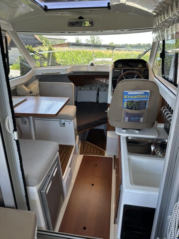 Jeanneau Merry Fisher 695