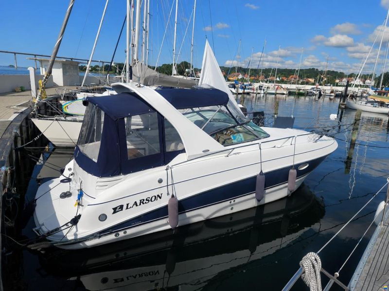 Larson 274 Cabrio