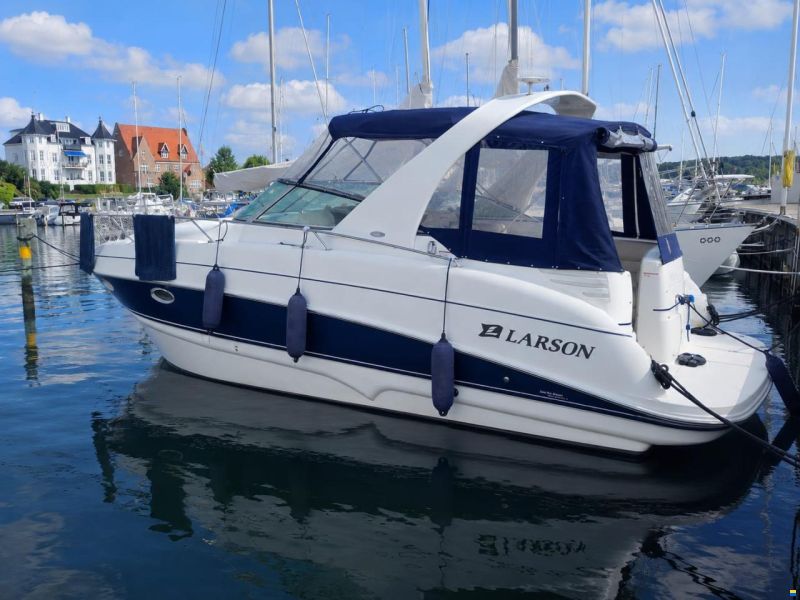 Larson 274 Cabrio