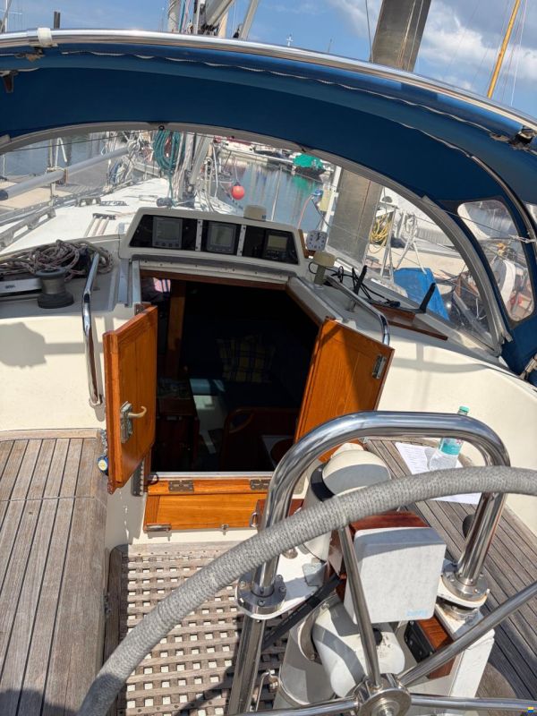 Marine Projects MOODY 346