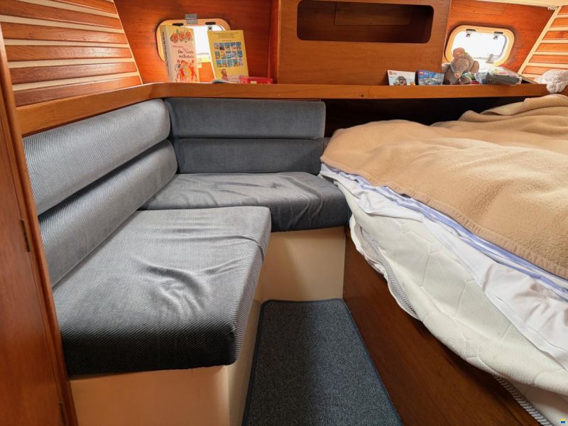 Marine Projects MOODY 346