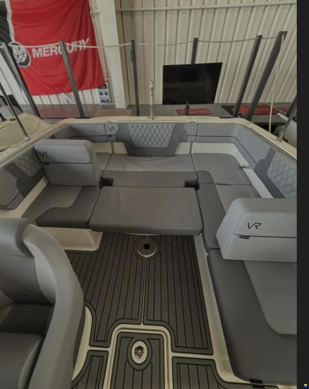 Bayliner VR4