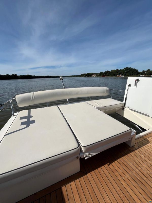Nimbus CARISMA 4004 FLYBRIDGE