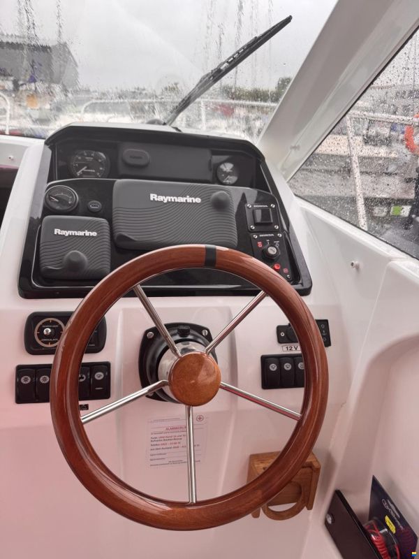 Jeanneau Merry Fisher 755