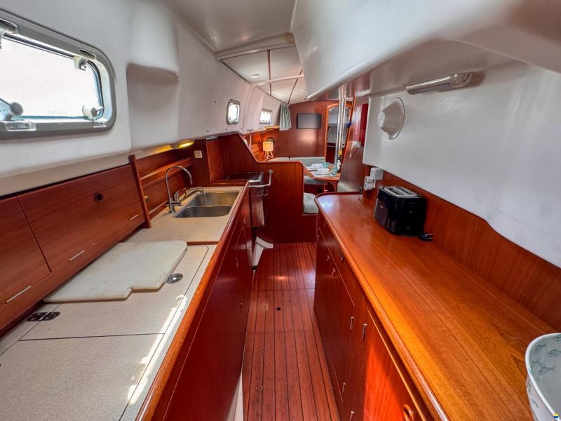 Beneteau Oceanis 36 cc