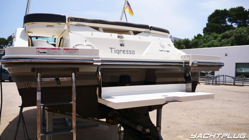 Sea Ray SPX 230