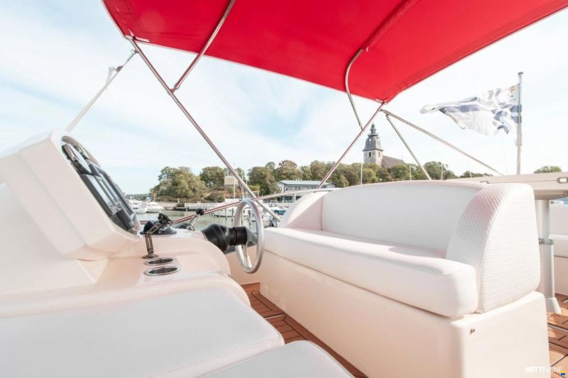 Rodman Muse 44