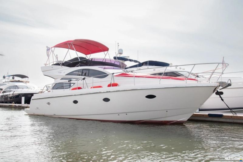 Rodman Muse 44
