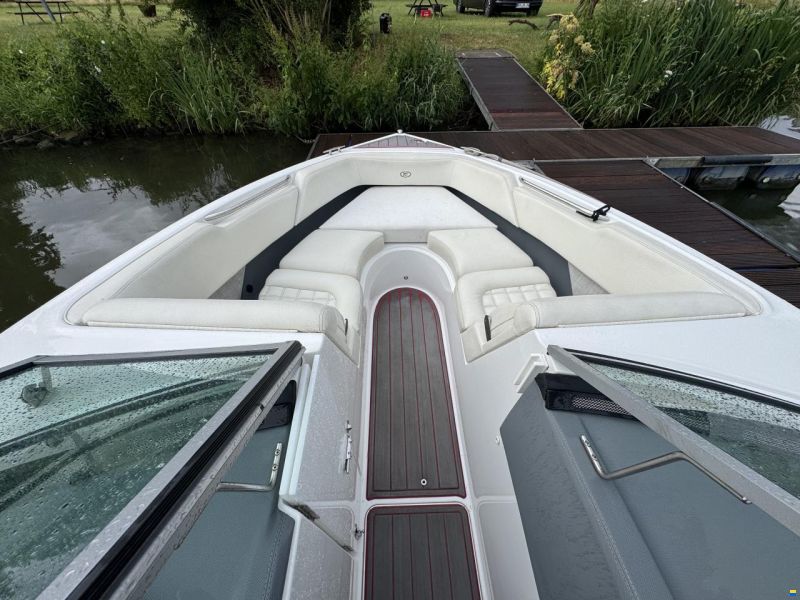 Cobalt R3 Surf