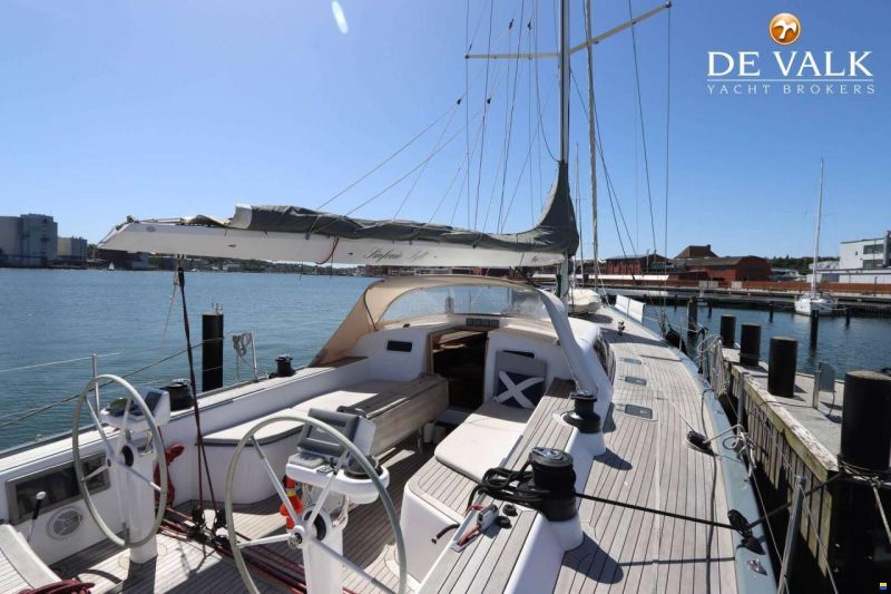 Grand Soleil 70
