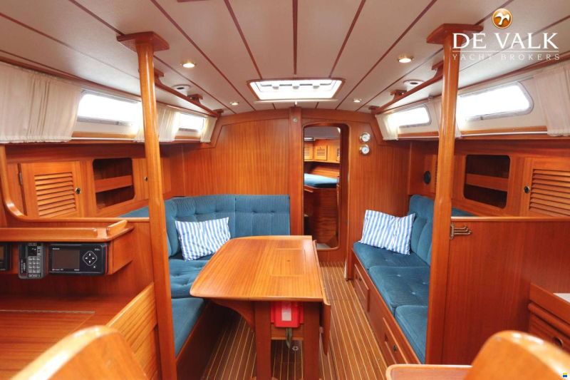 Hallberg-Rassy 39