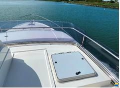 Ferretti 550