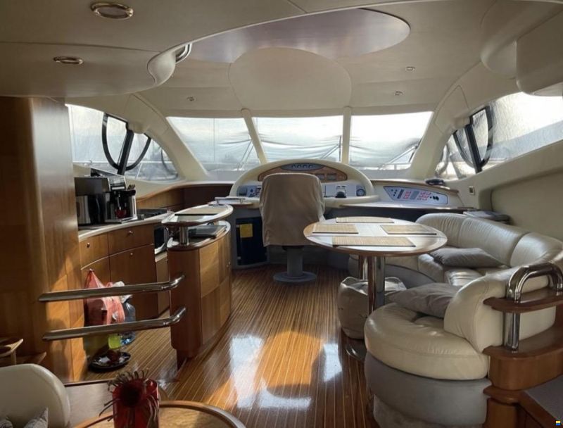 Azimut 55E
