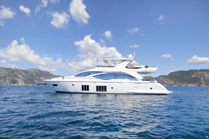 Azimut 84 Fly