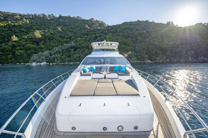 Azimut 84 Fly
