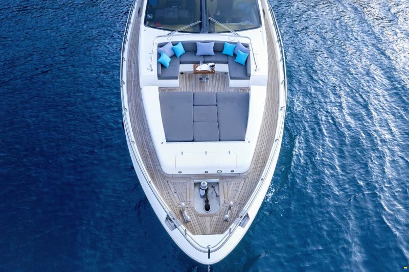 Azimut 84 Fly