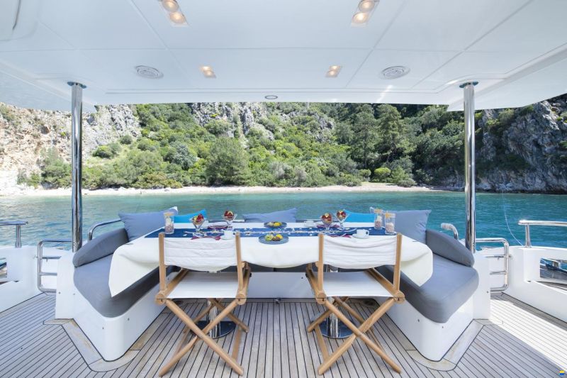 Azimut 84 Fly