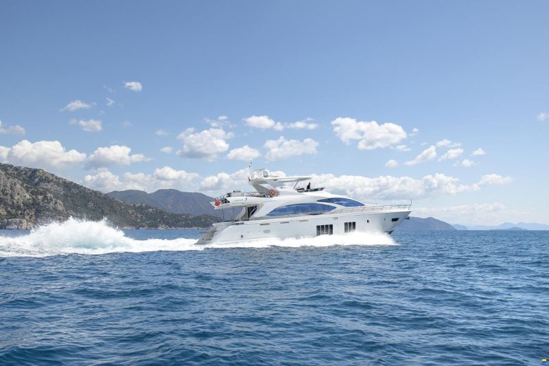 Azimut 84 Fly