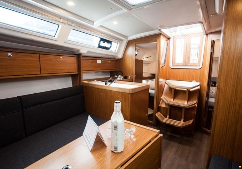Bavaria Cruiser 34 Style