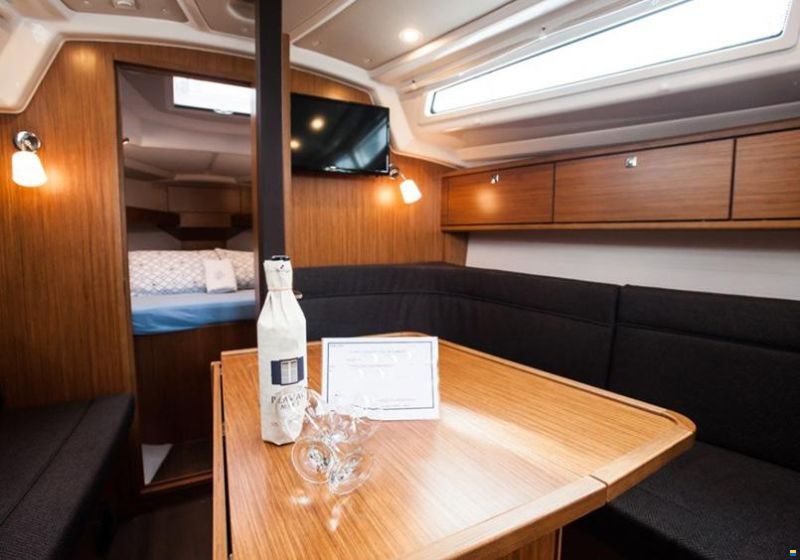 Bavaria Cruiser 34 Style