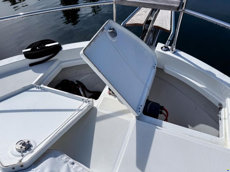 Beneteau Swift Trawler 35