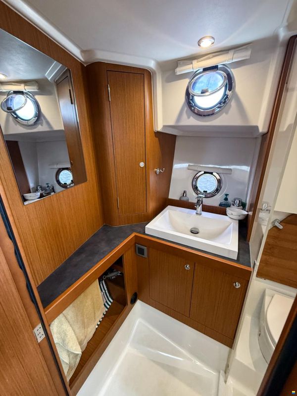 Beneteau Swift Trawler 35