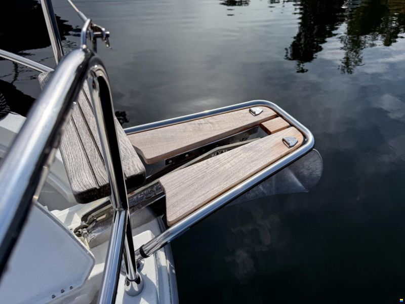 Beneteau Swift Trawler 35