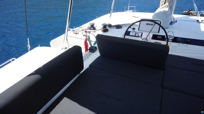 Lagoon 46 FLY