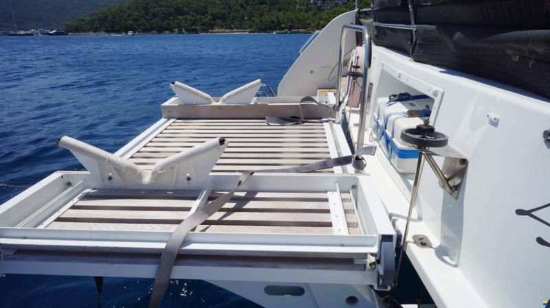 Lagoon 46 FLY