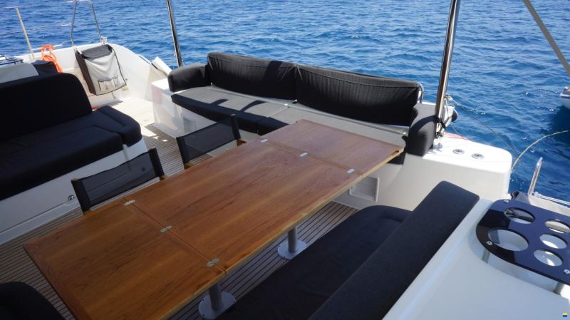 Lagoon 46 FLY