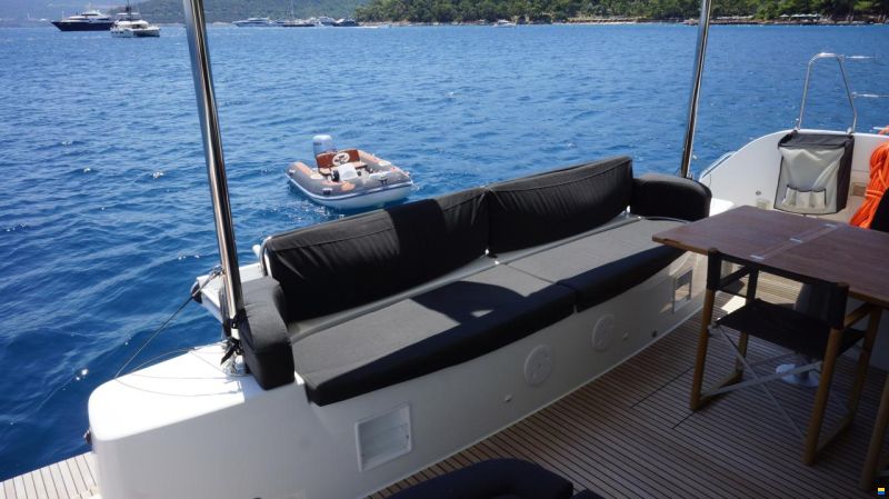 Lagoon 46 FLY