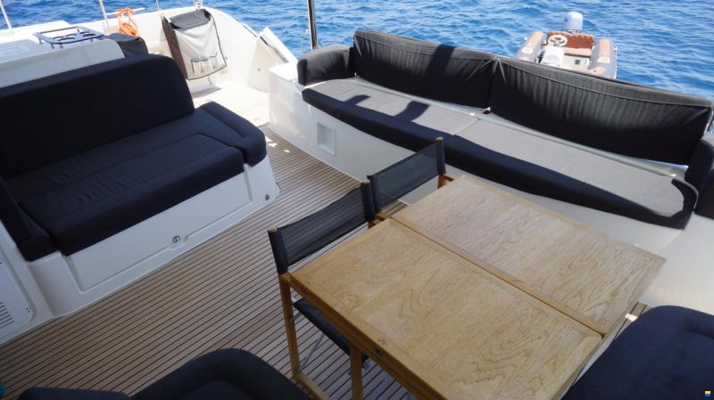 Lagoon 46 FLY