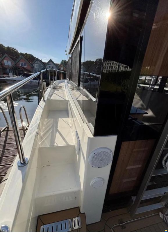 Cobra Yacht Futura 36