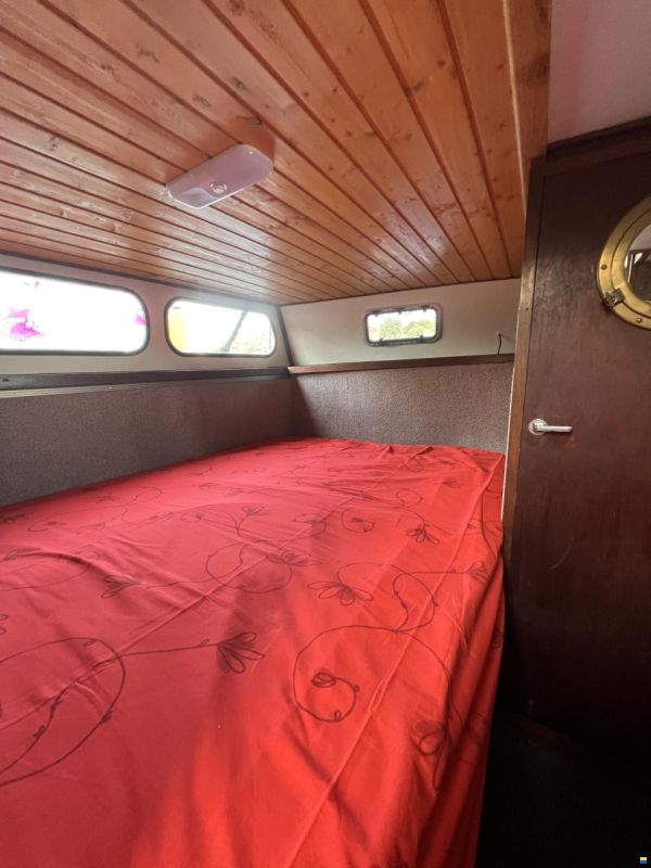 Pedro Geräumiges Kajütboot 950 AK