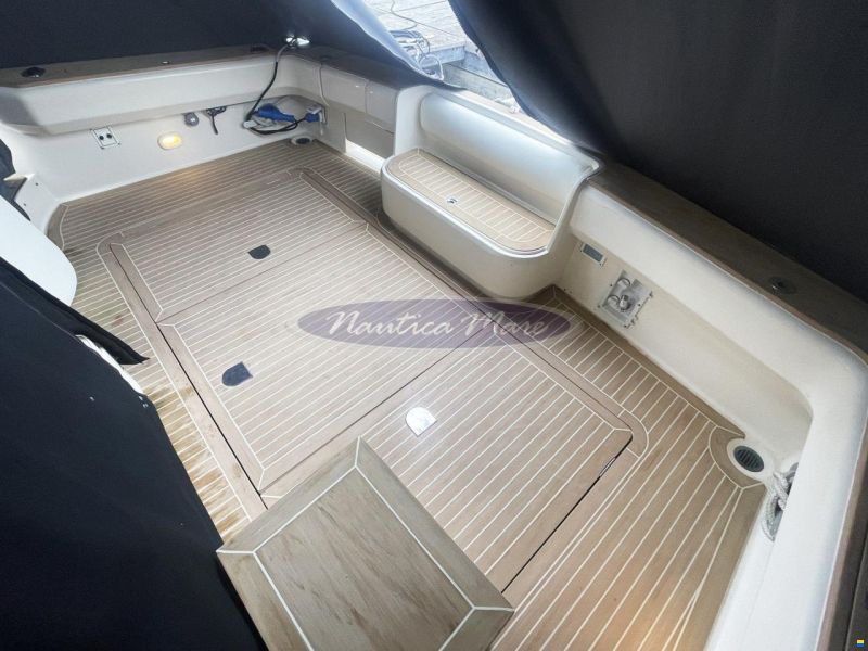 Cayman 40 W.A.