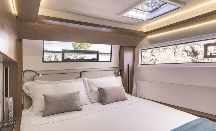 Lagoon 50
