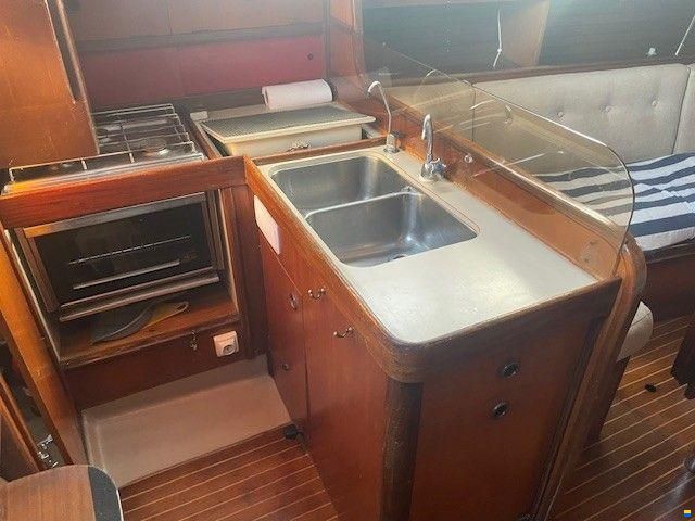 Beneteau First 345