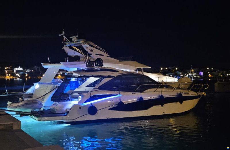 Galeon 405 HTS