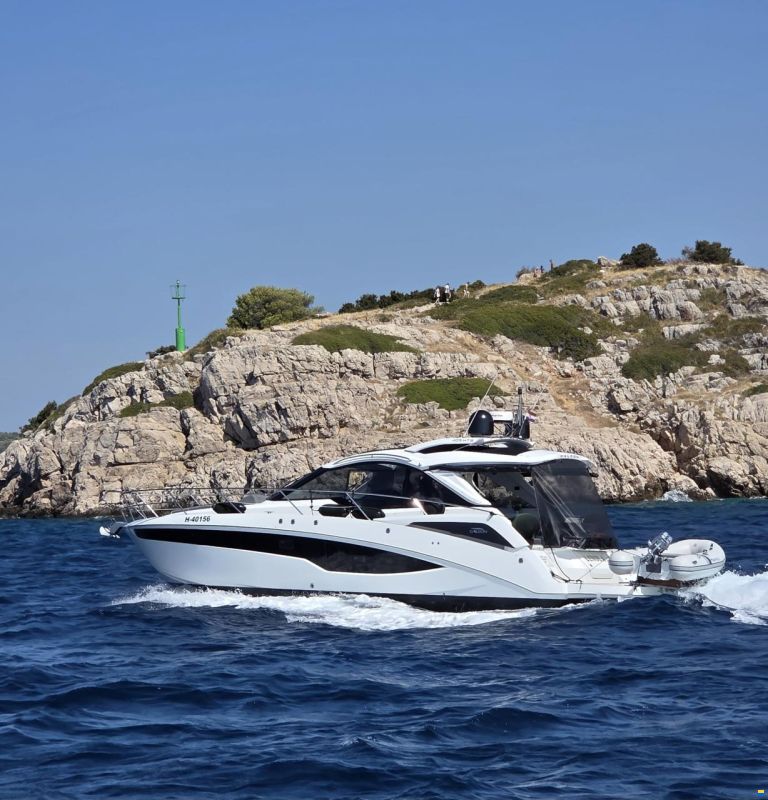 Galeon 405 HTS