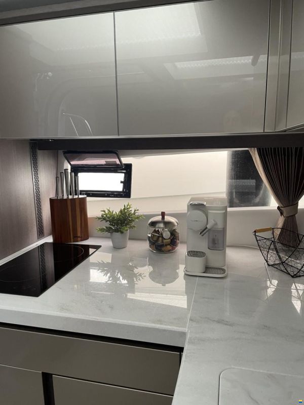Galeon 405 HTS