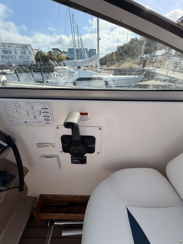 Glastron GS 279