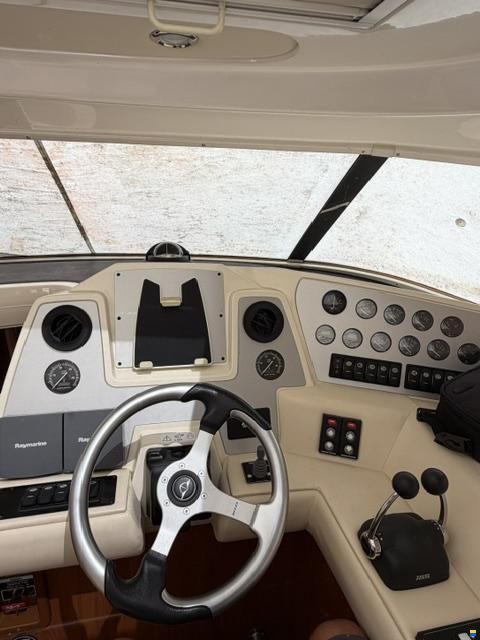 Sealine C39