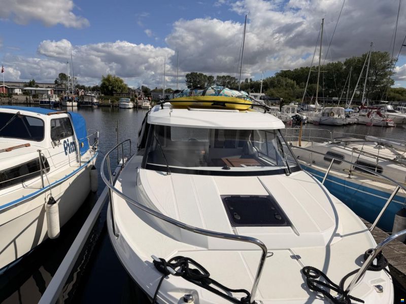 Jeanneau Merry Fisher 795
