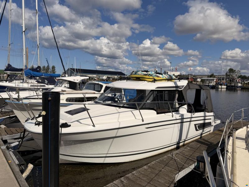 Jeanneau Merry Fisher 795