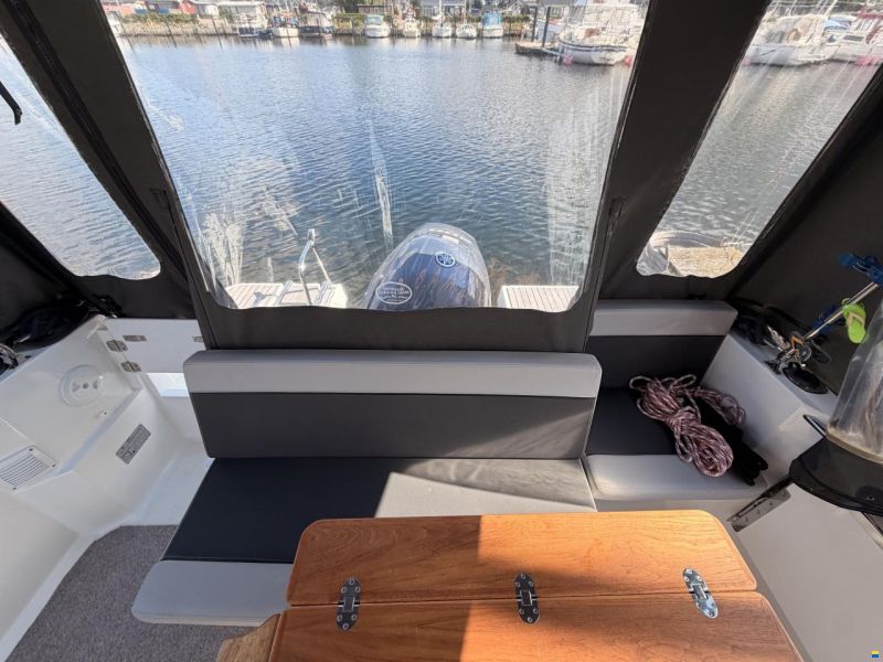 Jeanneau Merry Fisher 795